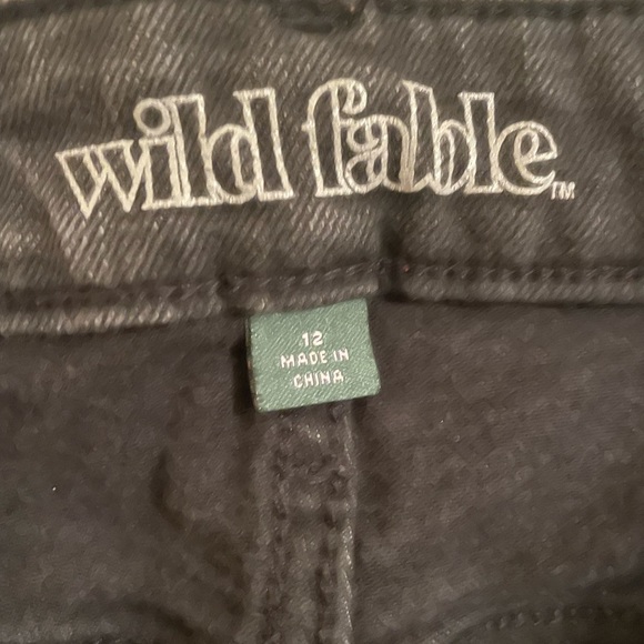 Black Ripped Knee jeans - Picture 2 of 2